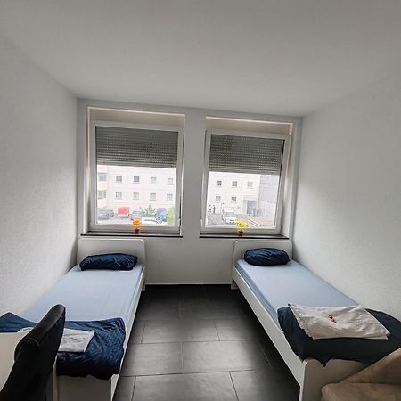 Maya Zimmer Zentral & Praktisch Heilbronn Esterno foto