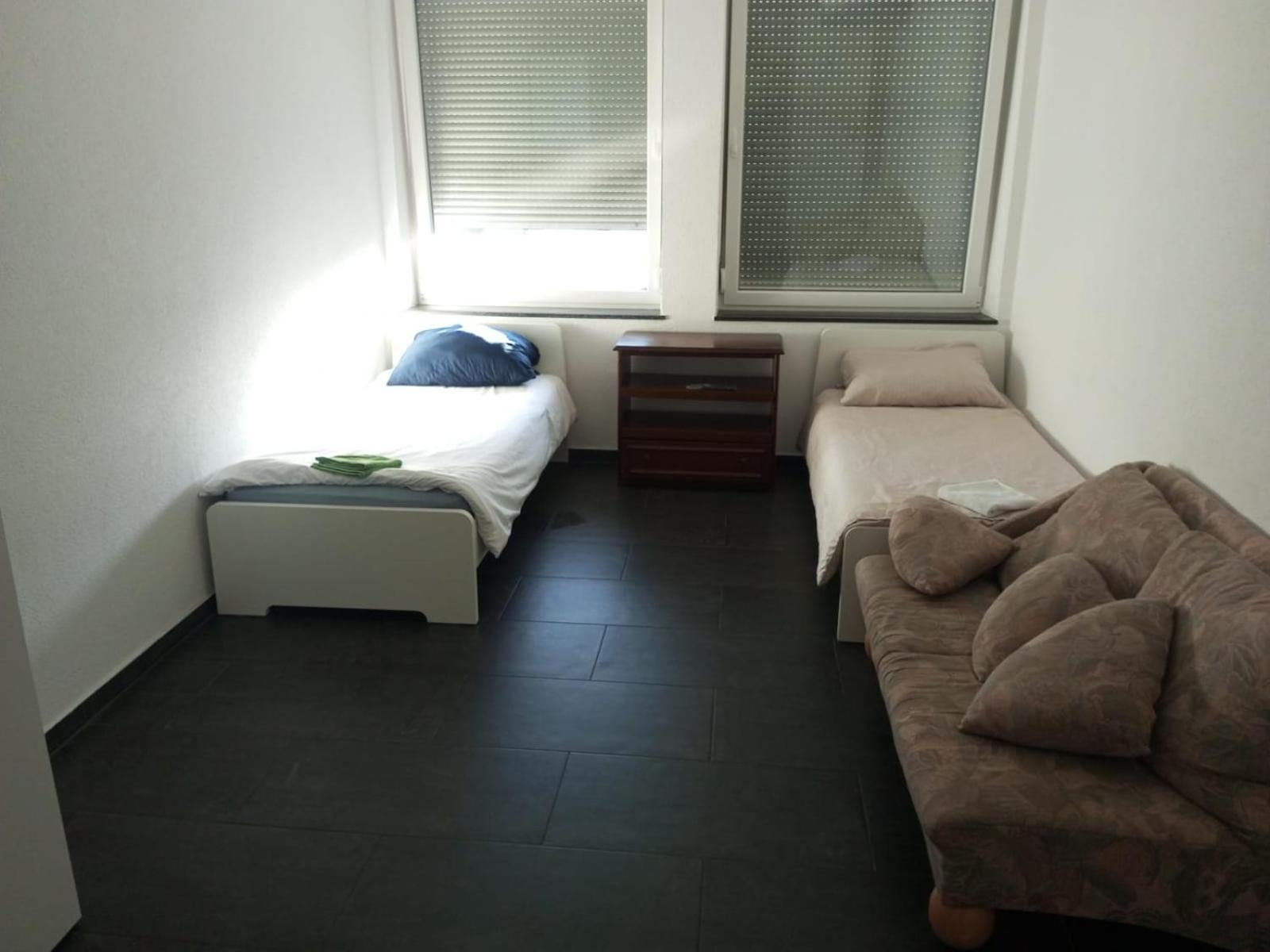 Maya Zimmer Zentral & Praktisch Heilbronn Esterno foto