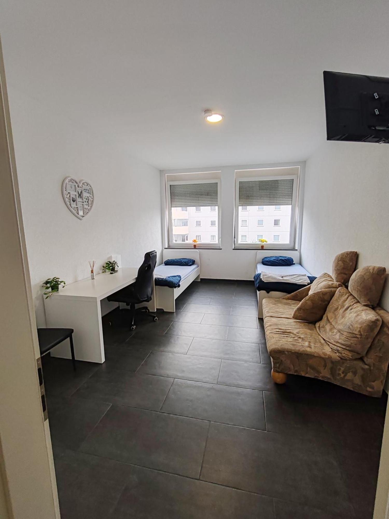 Maya Zimmer Zentral & Praktisch Heilbronn Esterno foto